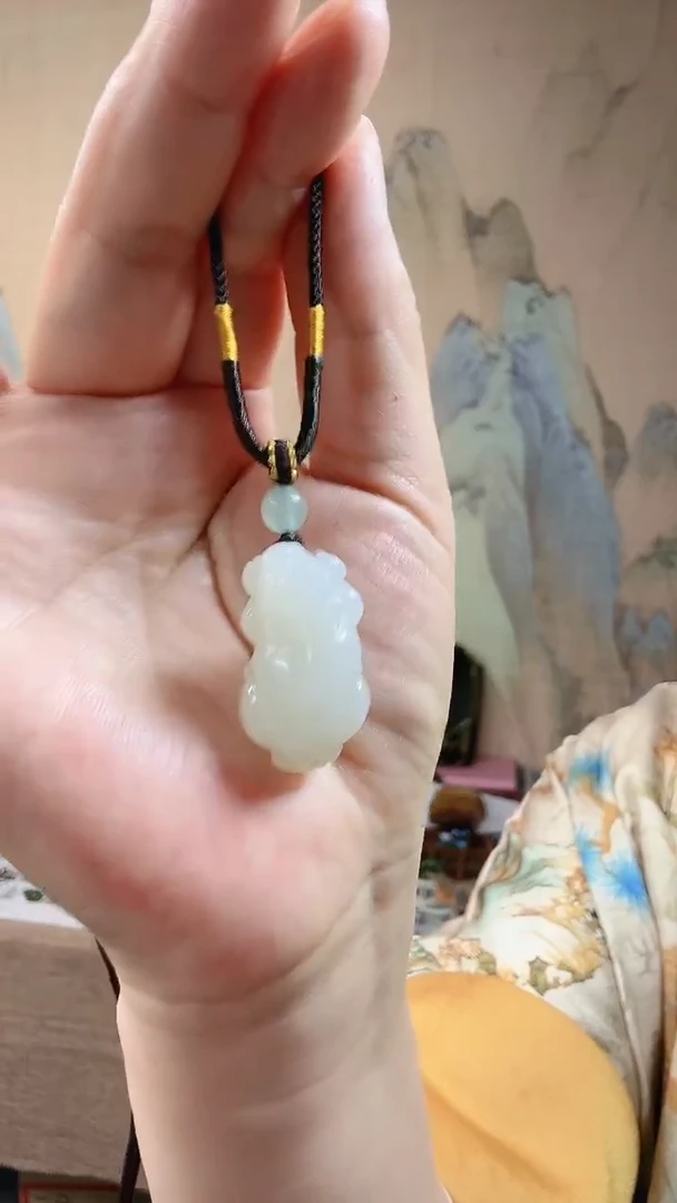 【闪购商品】和田玉颈饰未镶嵌.