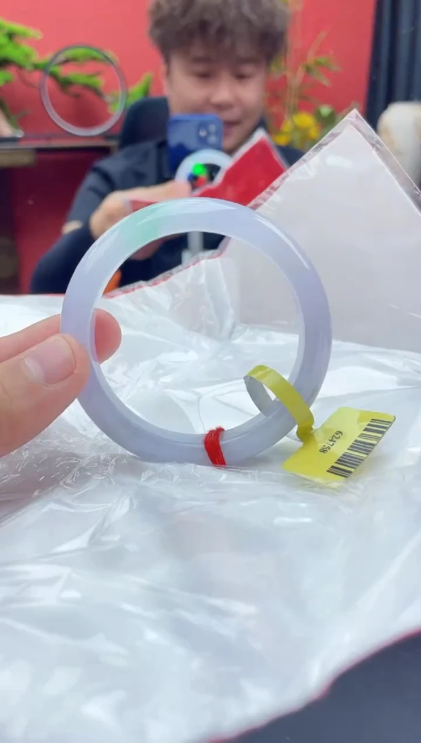 未镶嵌手镯翡翠8