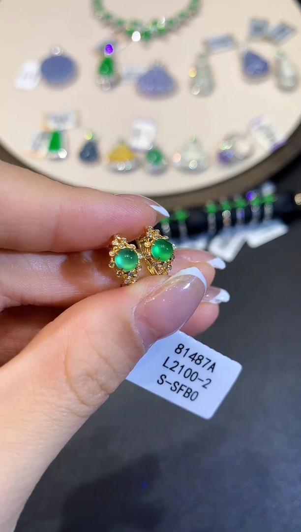 翡翠18K金镶嵌耳饰L2100多样性发其一