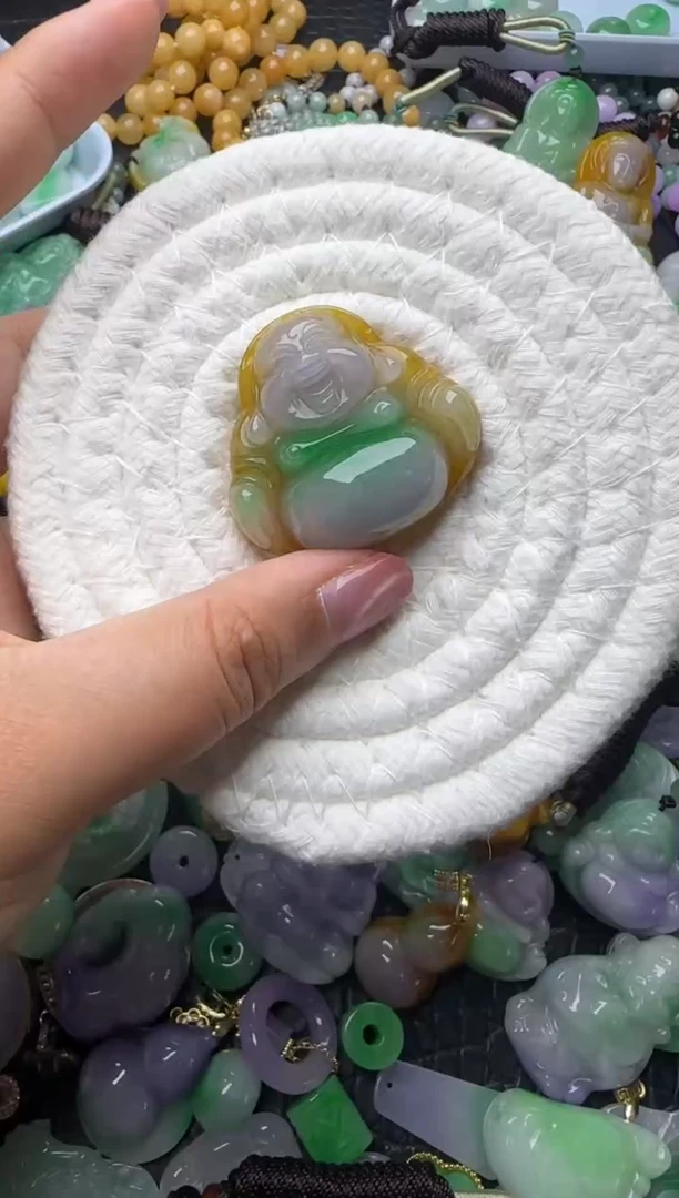 颈饰未镶嵌翡翠天然缅甸翡翠吊坠