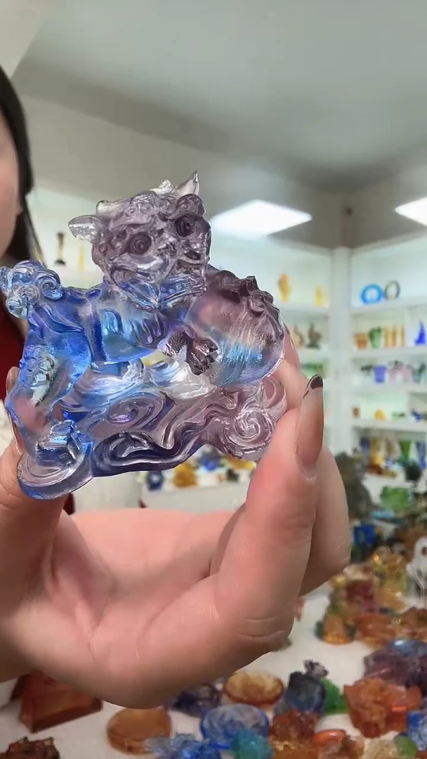 手工艺品琉璃狮子
