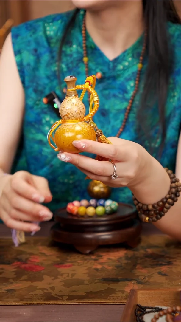 111易林大漆开口小葫芦--178