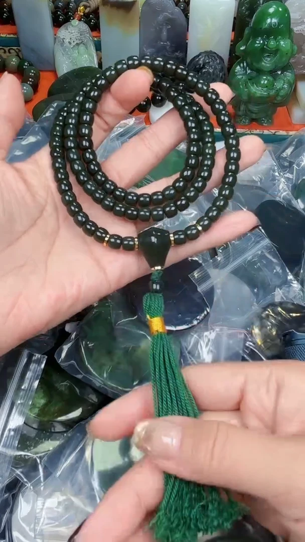 颈饰未镶嵌和田玉和田玉