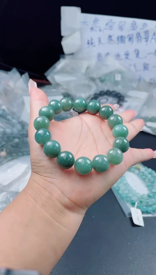 未镶嵌定制翡翠珠串