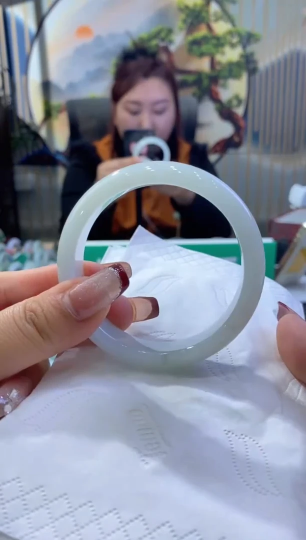 【闪购商品】翡翠手镯未镶嵌00000566