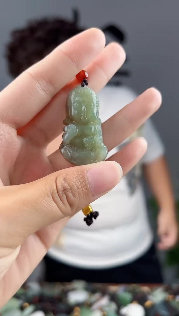 颈饰未镶嵌和田玉拍一发一，多样性发货