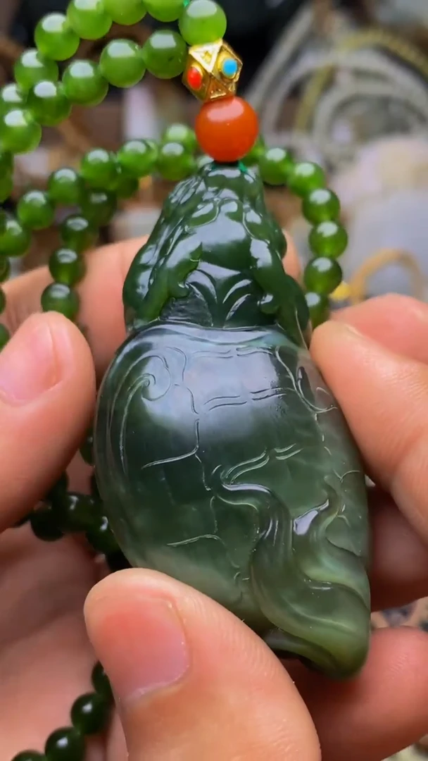 未镶嵌和田玉挂件小****虫1