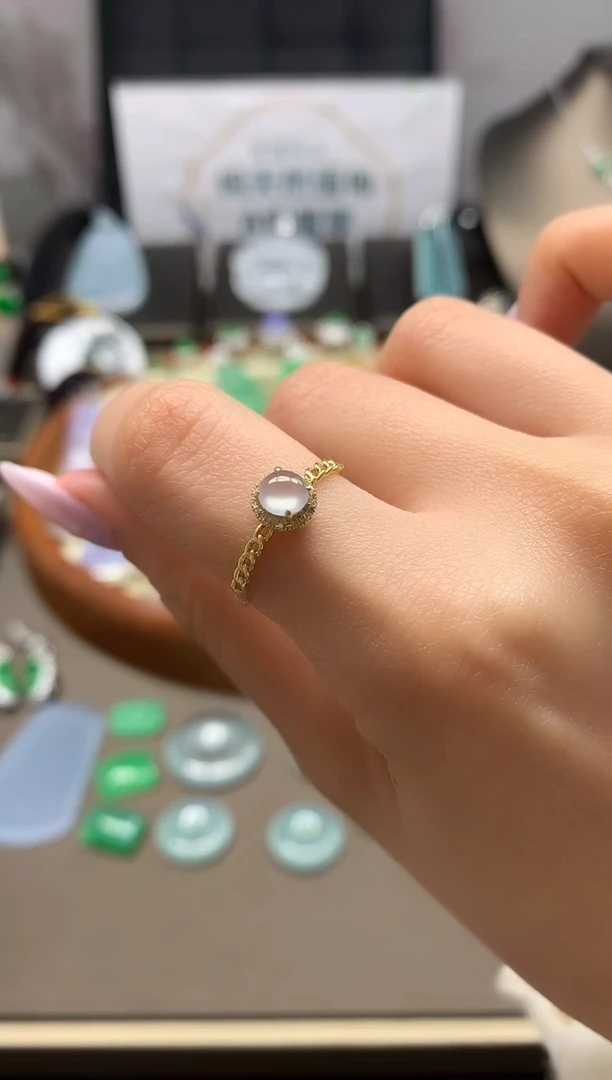 【闪购商品】翡翠吊坠(不含链)18K金镶嵌戒指