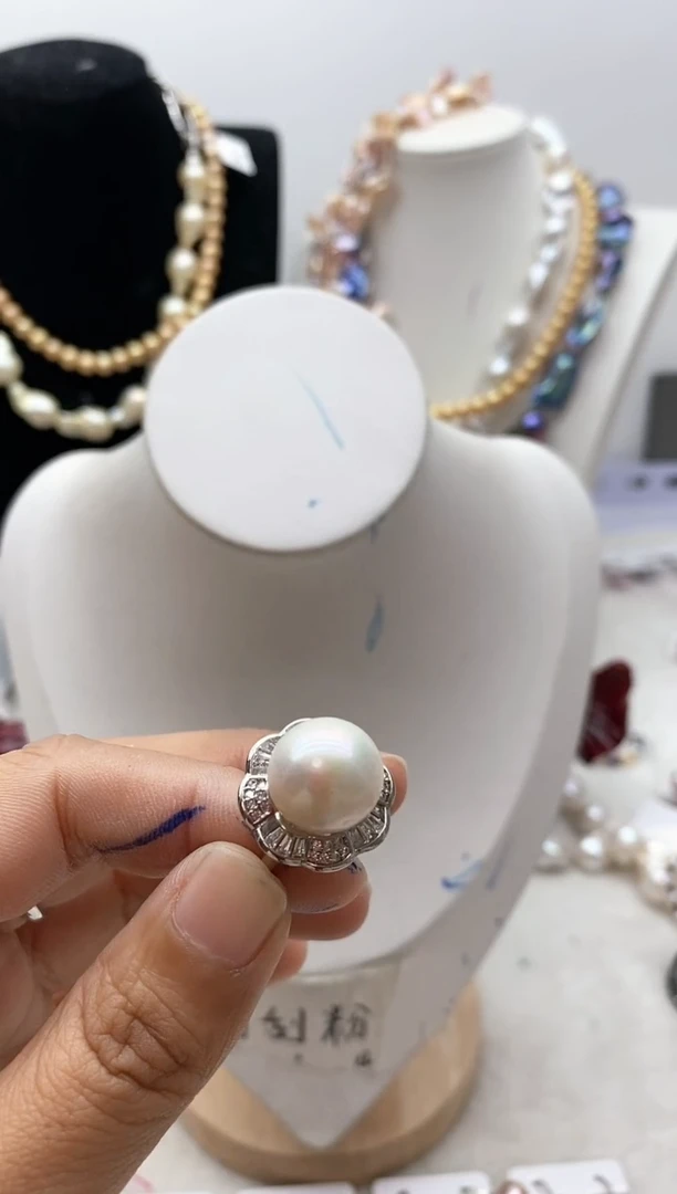 【闪购商品】淡水珍珠颈饰钛钢97