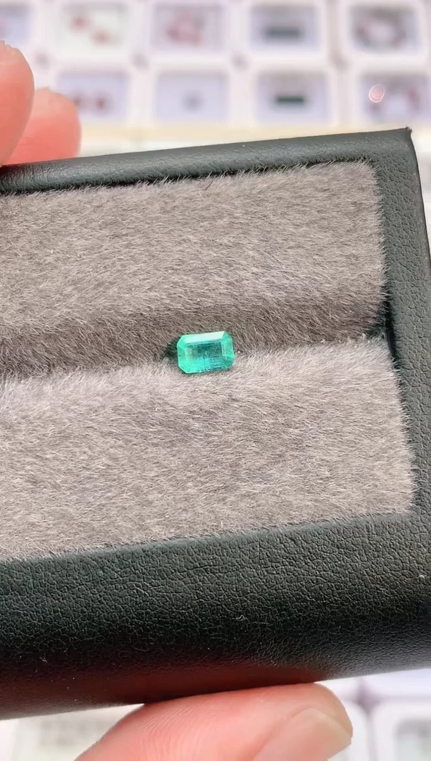 裸石祖母绿0.52-99天然祖母绿