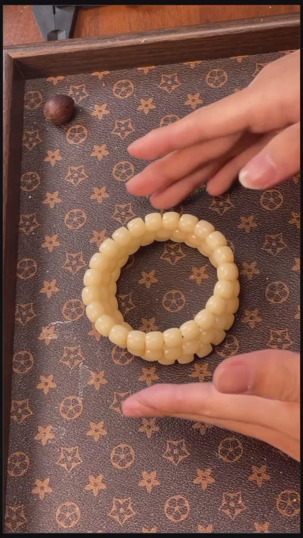 紫金鼠吊坠原生态精品菩提根手串