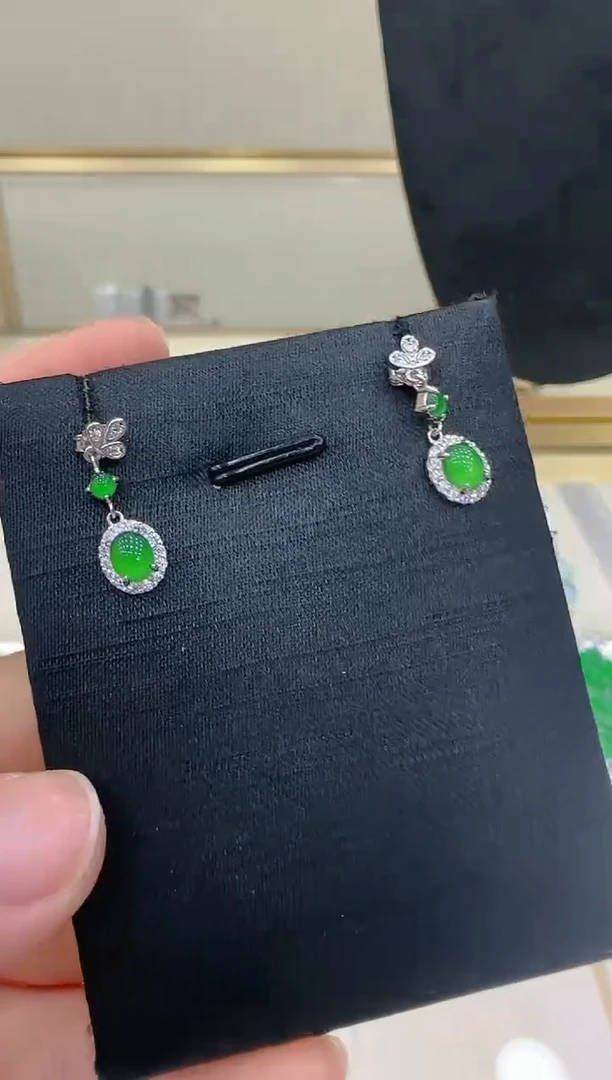 【闪购商品】翡翠耳饰银S925镶嵌团购多样性发一件