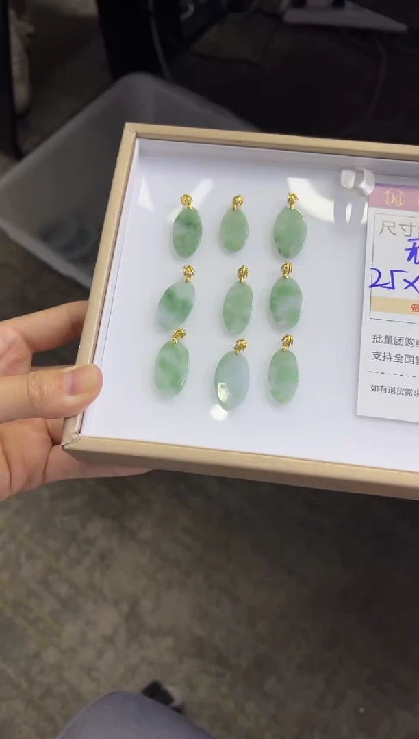 翡翠银S925镶嵌颈饰V299/多样性发一件/配绳子