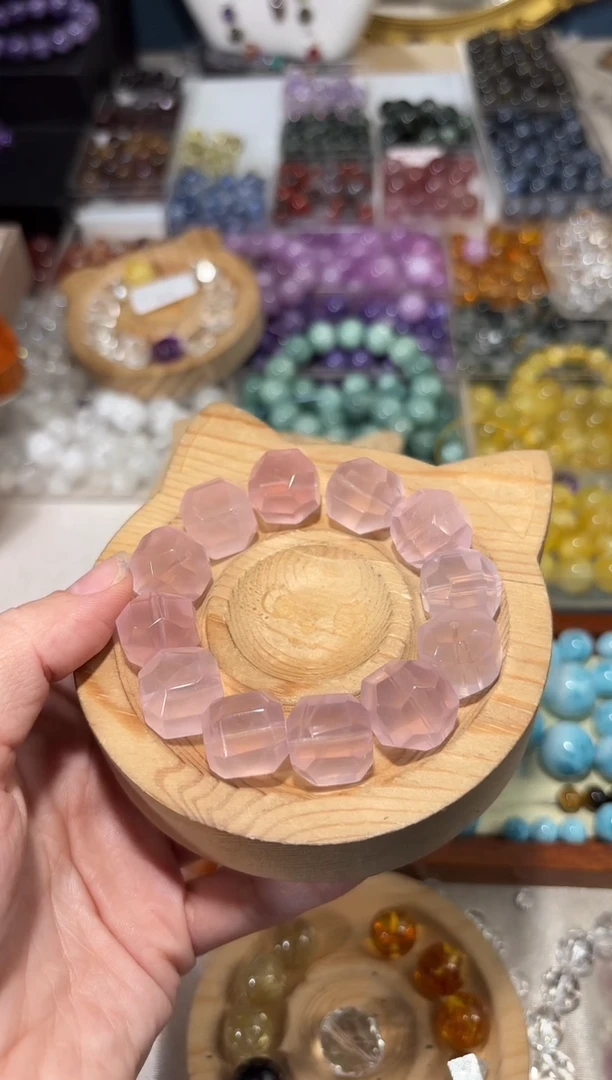 水晶手串未镶嵌F37粉水晶菠萝珠宽约卡14单颗