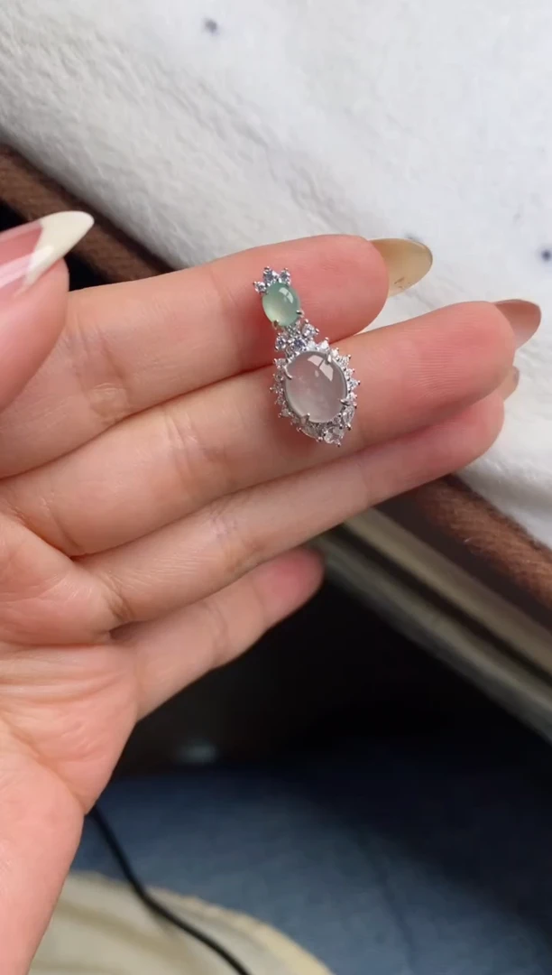 银S925镶嵌戒指翡翠追****?天然A货翡翠