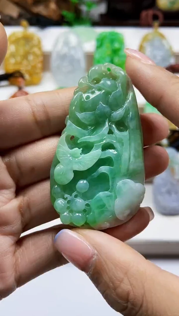 颈饰未镶嵌翡翠翡翠A货