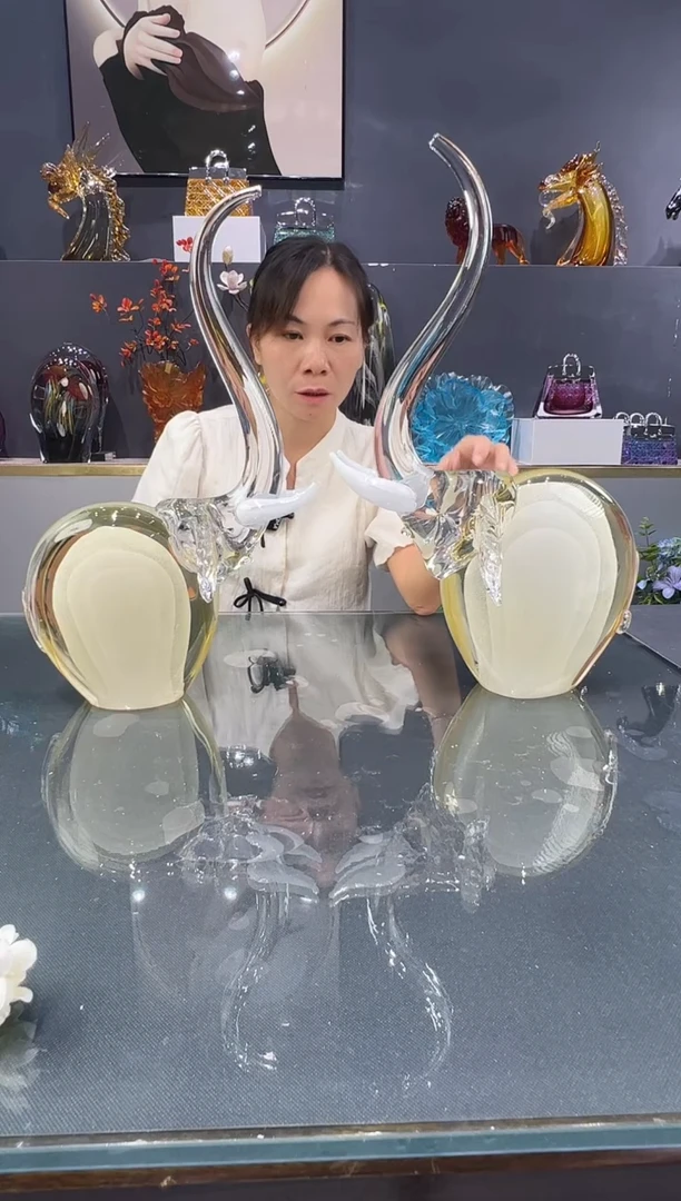 琉璃水晶琉璃摆件2个
