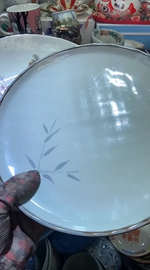 【闪购商品】瓷片11111111111111