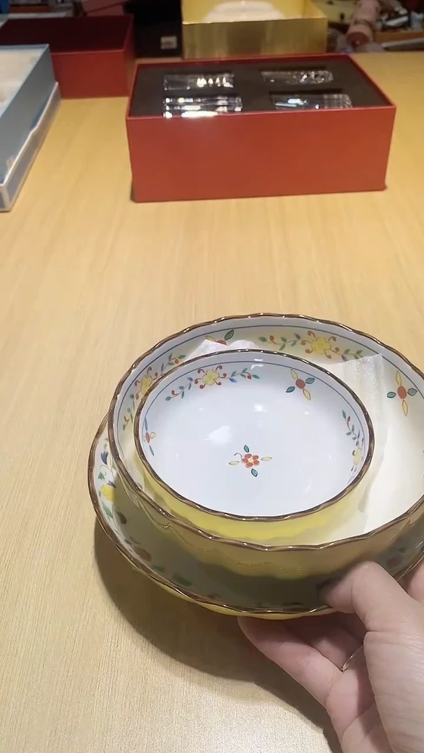 【闪购商品】瓷片锅碗瓢盆一件不剩