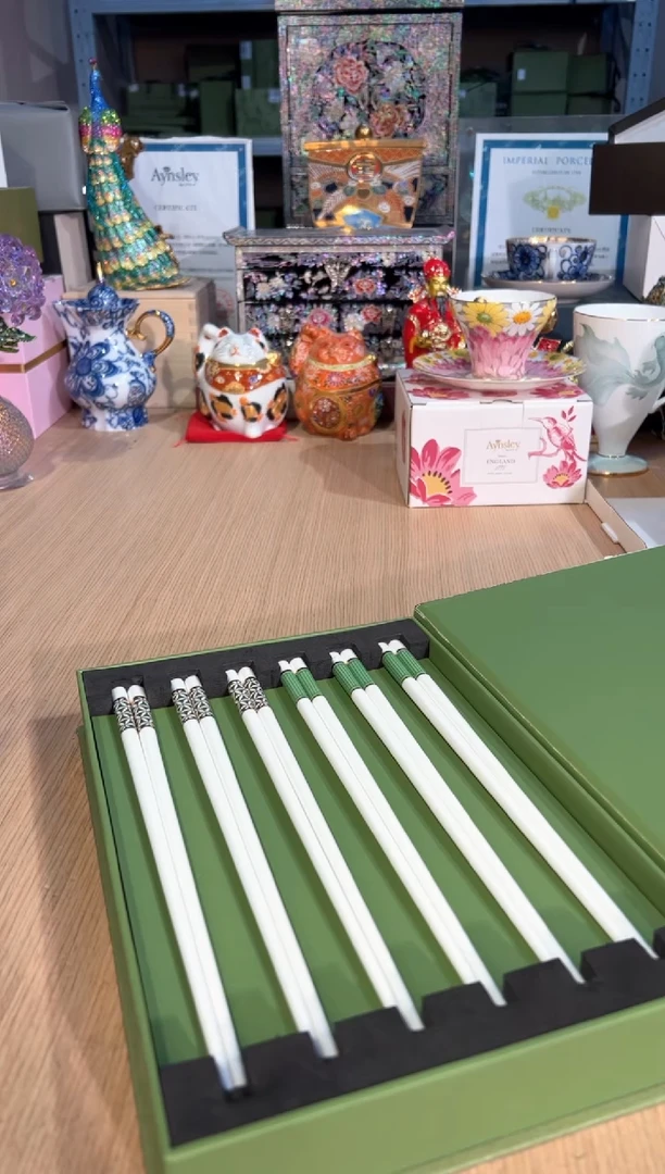 【闪购商品】杯93歌剧院筷子