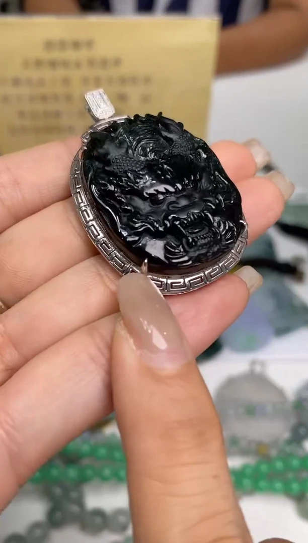 翡翠18K金镶嵌吊坠(不含链)37217