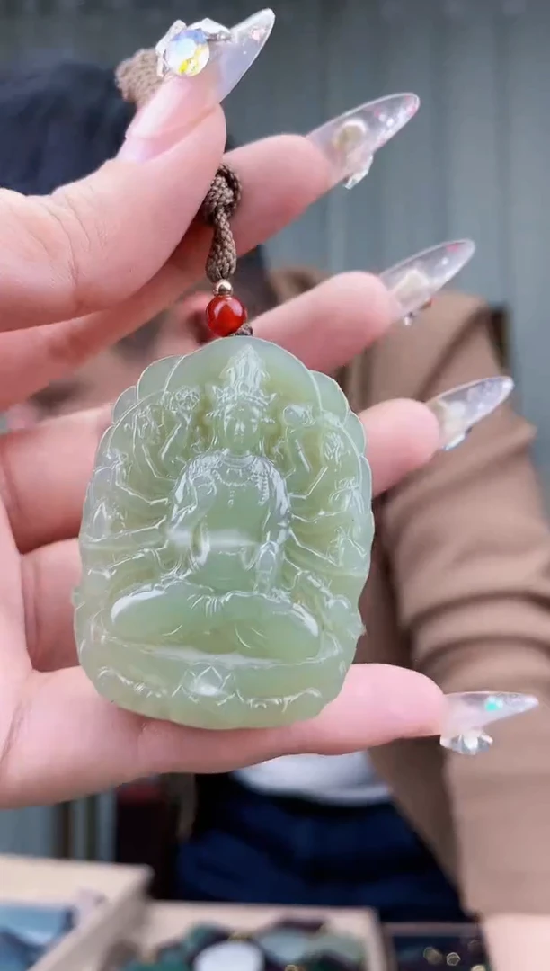 【闪购商品】和田玉挂件未镶嵌拍一发一，多样性发货！