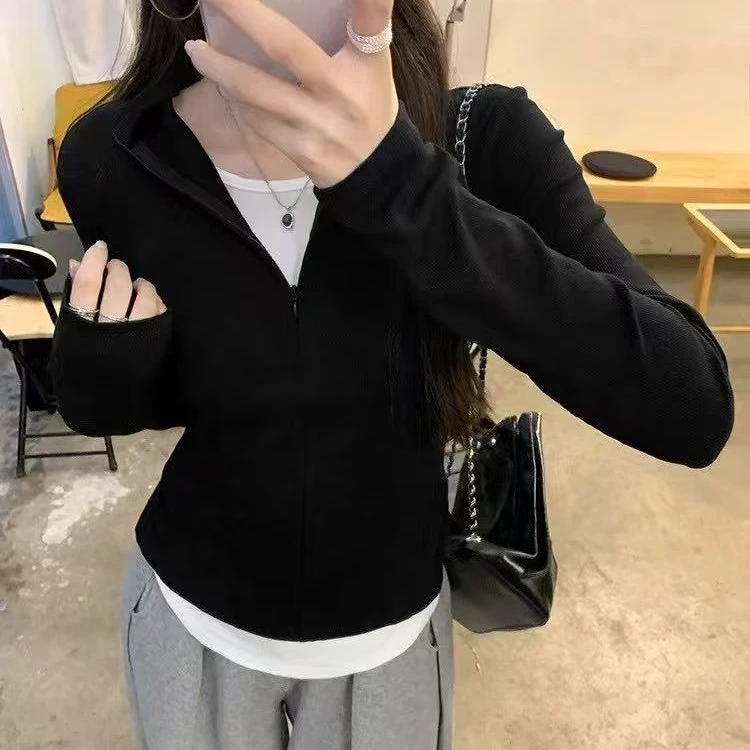 2025年春款 2526#  撞色假两件长袖T恤自带层次感,减龄时尚