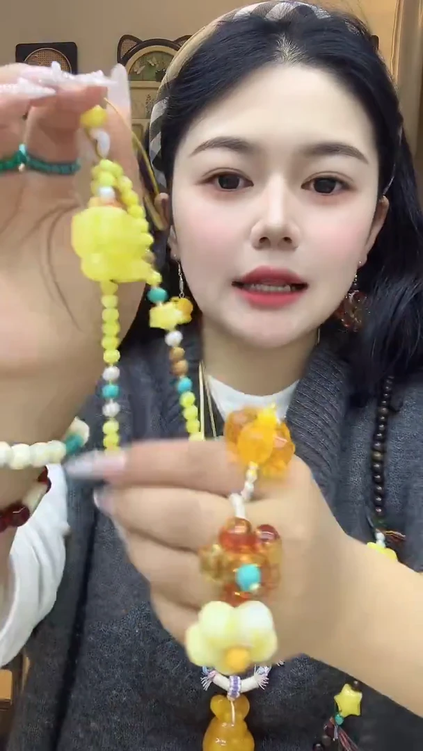 砖雕大喜喜时尚穿搭饰品