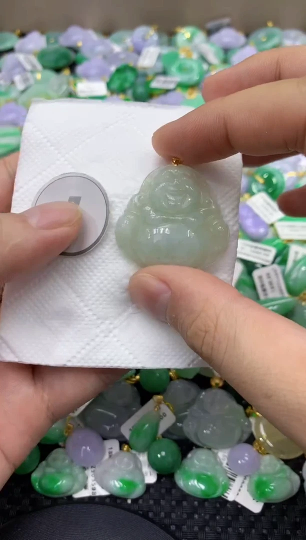 颈饰未镶嵌翡翠天然缅甸翡翠A货