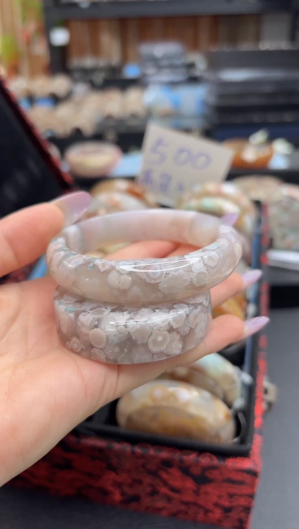 未镶嵌手镯石英质玉A193(59圈赠送镯心)