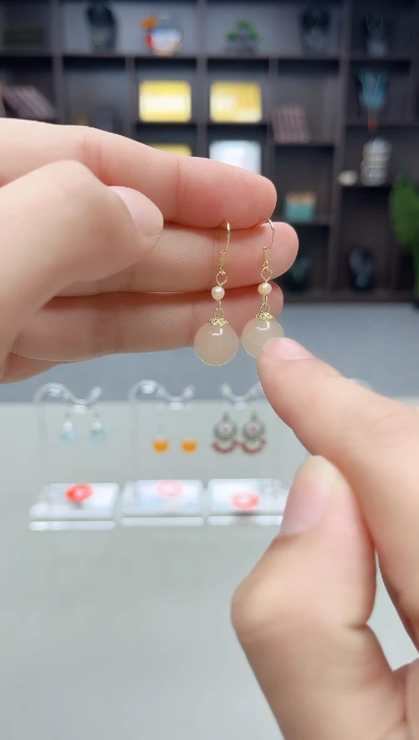 未镶嵌耳饰玛瑙/玉髓218000