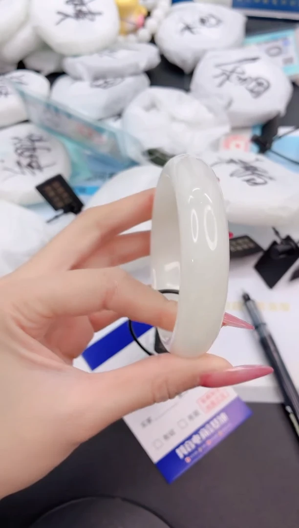 未镶嵌手镯和田玉26G71-58+