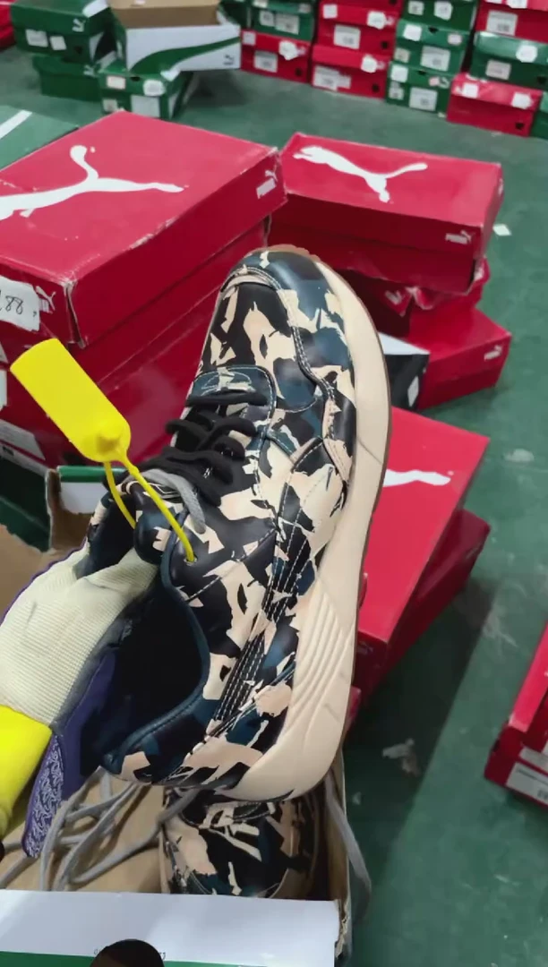 彪马时尚休闲运动鞋36M  A52