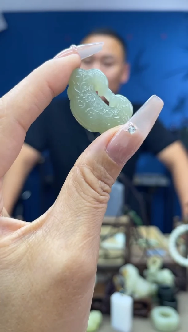 和田玉未镶嵌颈饰?*三1