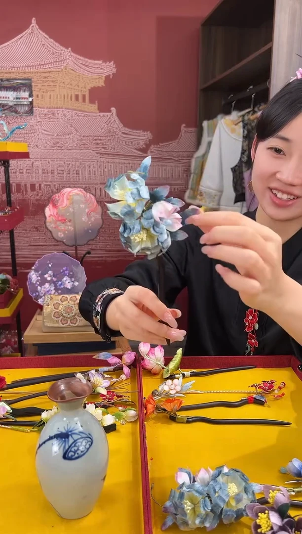 【闪购商品】刺绣非遗绒花（发饰）