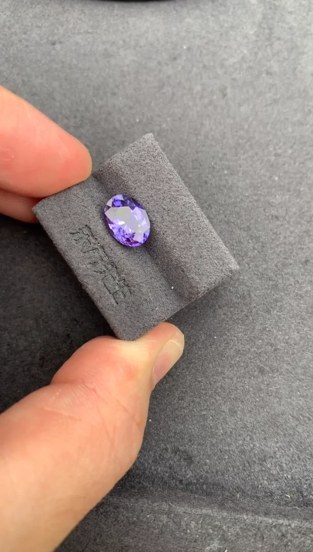 裸石彩色蓝宝石2ct紫蓝宝 定制 BF