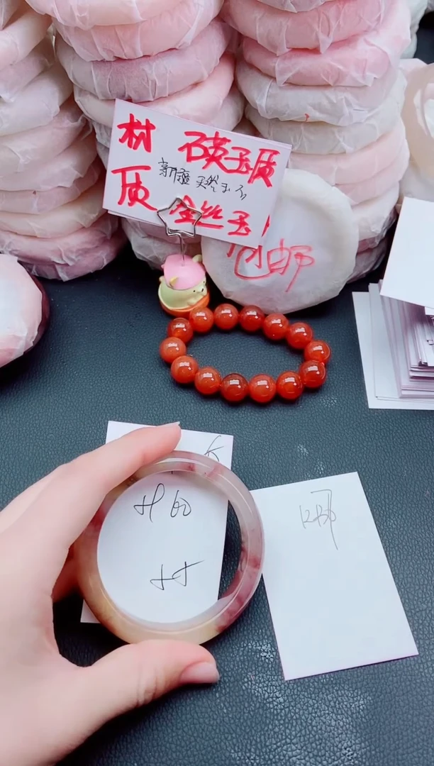 【闪购商品】石英质玉手镯未镶嵌k136-59-60