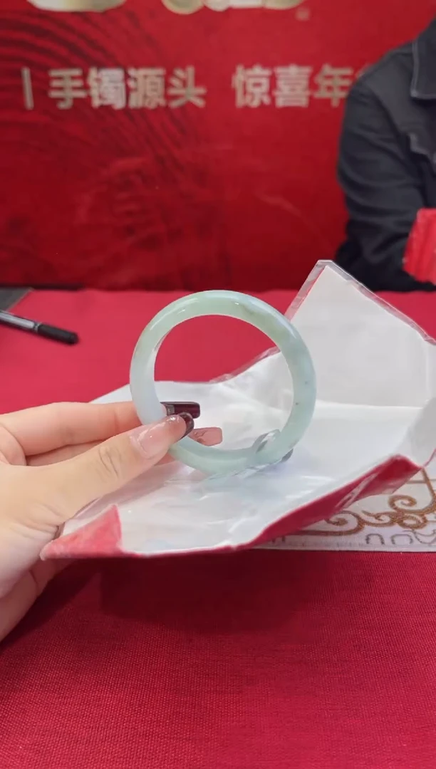 【闪购商品】翡翠手镯未镶嵌11翡翠手镯