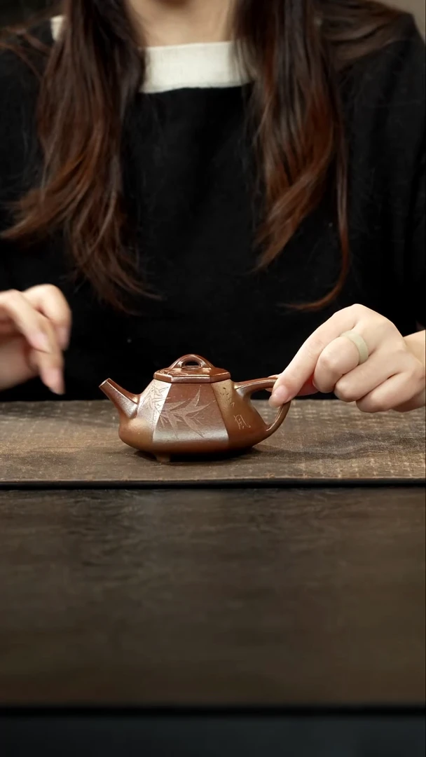 茶壶紫砂柴烧底槽青六方子冶石瓢刻绘150cc