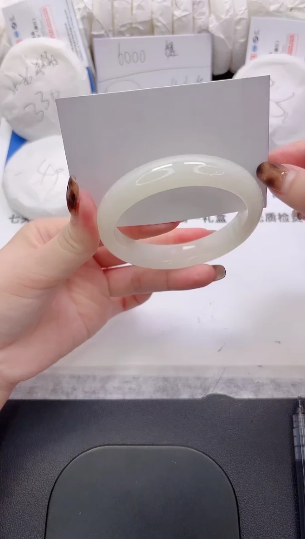 未镶嵌手镯石英质玉115-59.4