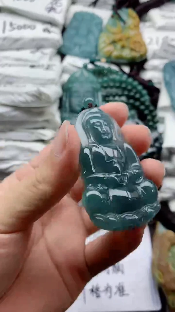 翡翠未镶嵌颈饰88888888