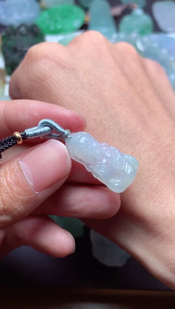 【闪购商品】翡翠颈饰未镶嵌天然翡翠