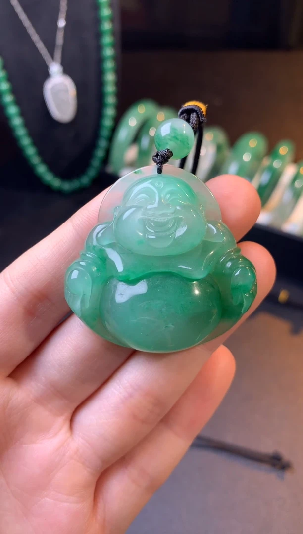 吊坠(不含链)未镶嵌石英质玉（非洲翠）大尺寸佛公