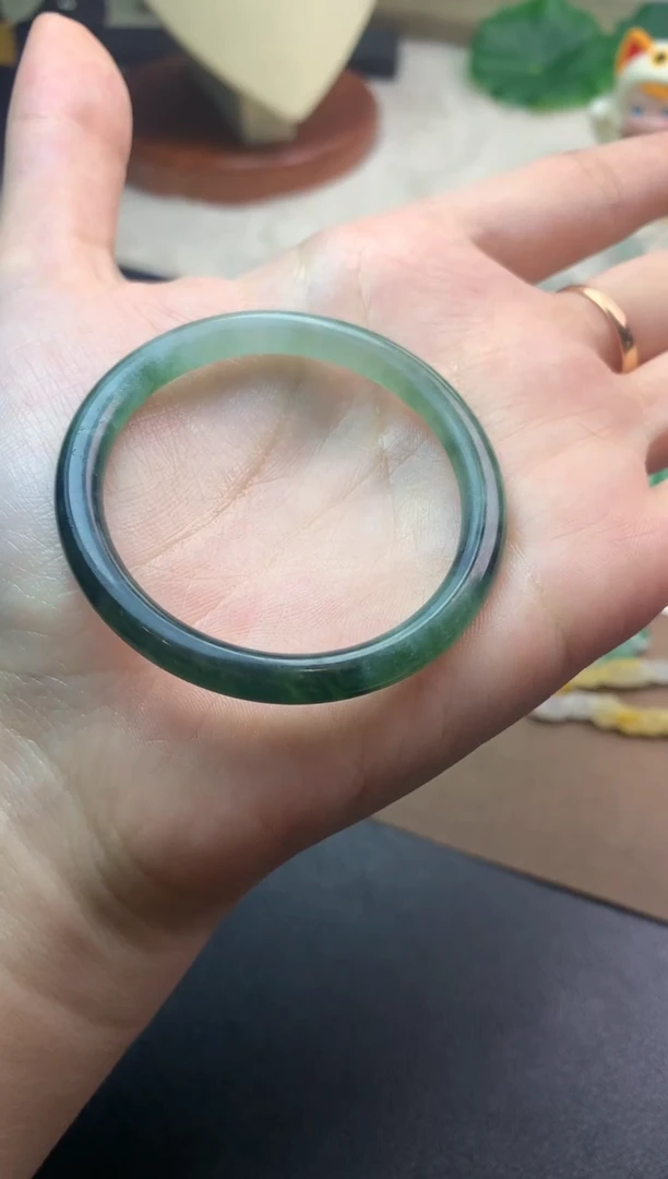未镶嵌定制翡翠毛货