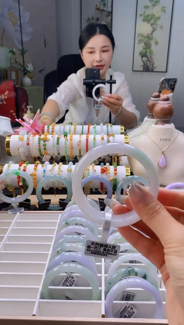 未镶嵌手镯翡翠106号56.7/12.4*7.8