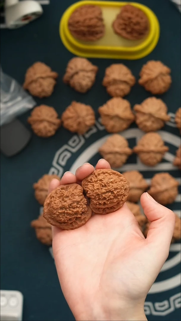 吊坠文玩核桃半**锅满天星39全