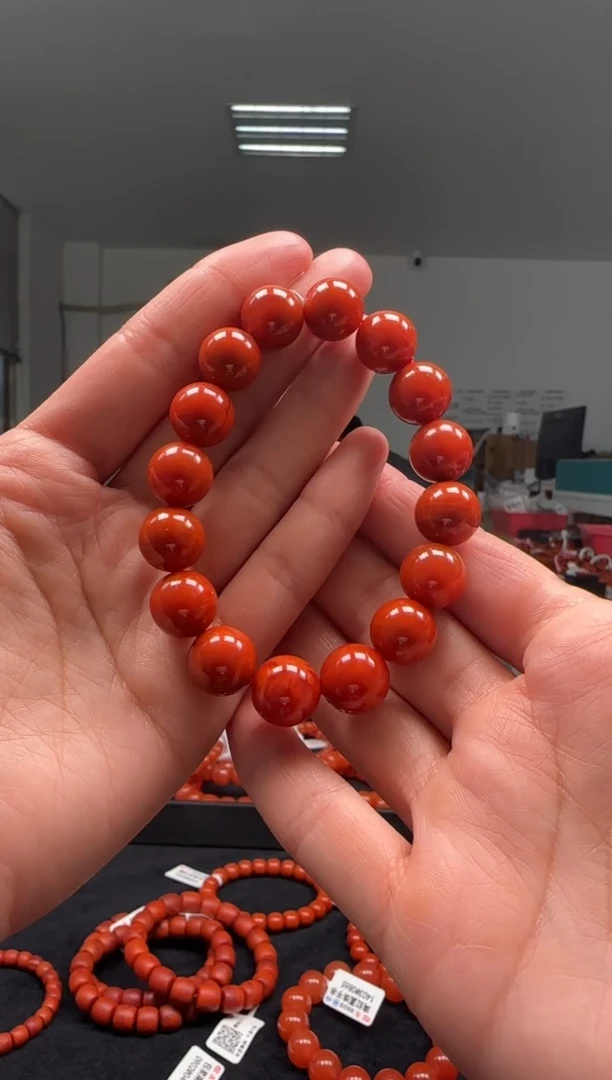 【闪购商品】南红玛瑙13mm瓦西手串圆珠未镶嵌多样性发一件