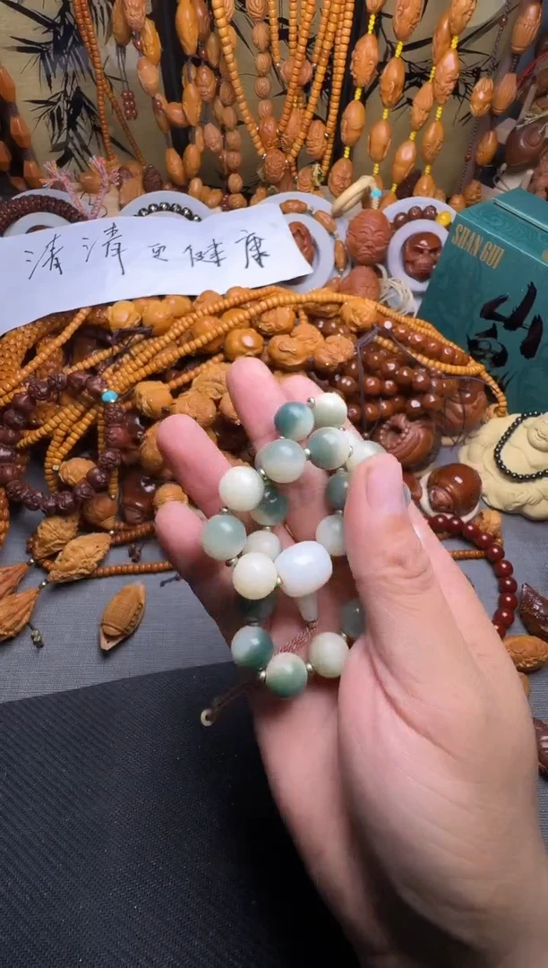 手串橄榄核我****立菩提根手持