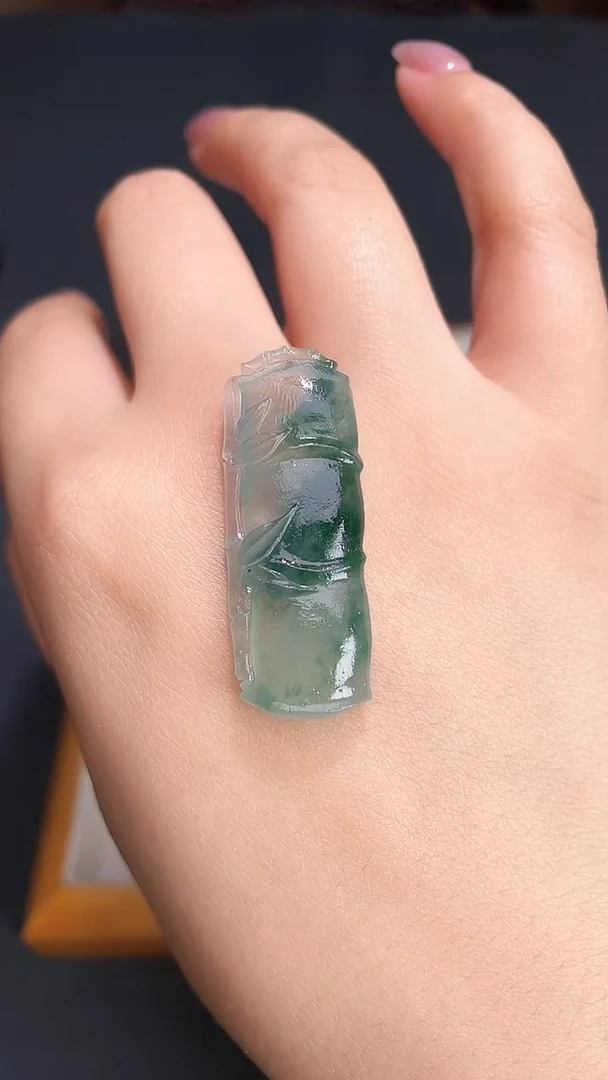 未镶嵌定制翡翠202555555多样性发一