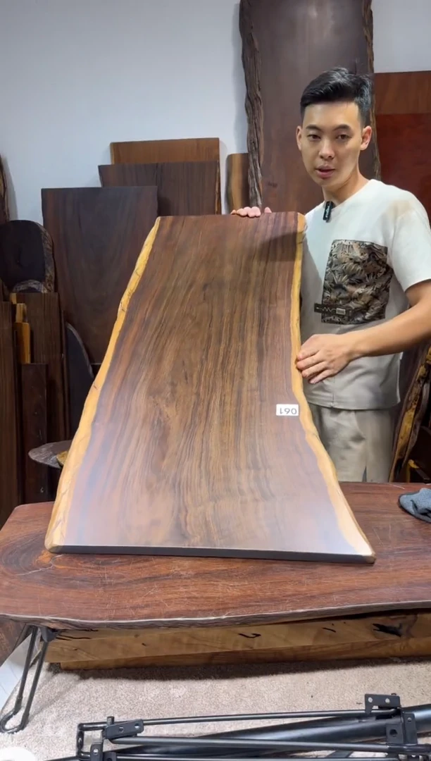 风车木（黑檀木）尺寸115*43*2.3编号061